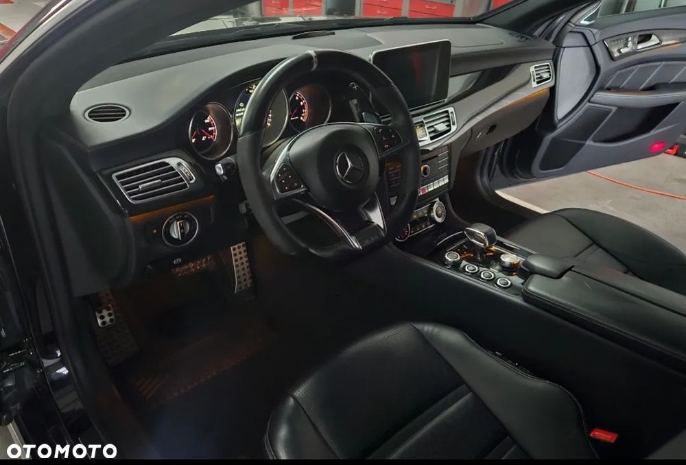 Mercedes-Benz CLS - 35