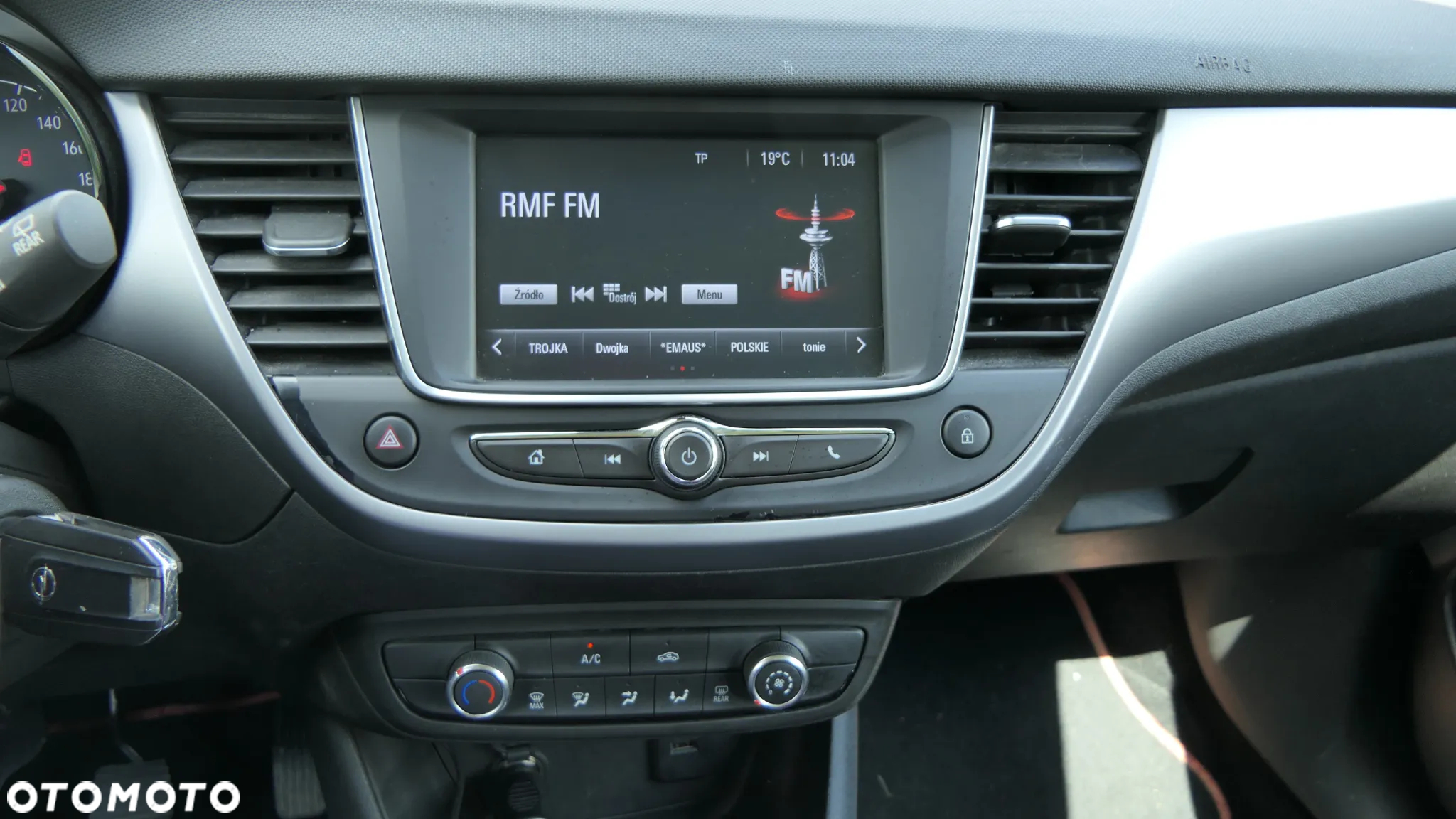 Opel Crossland X 1.2 T Eco Enjoy S&S - 13