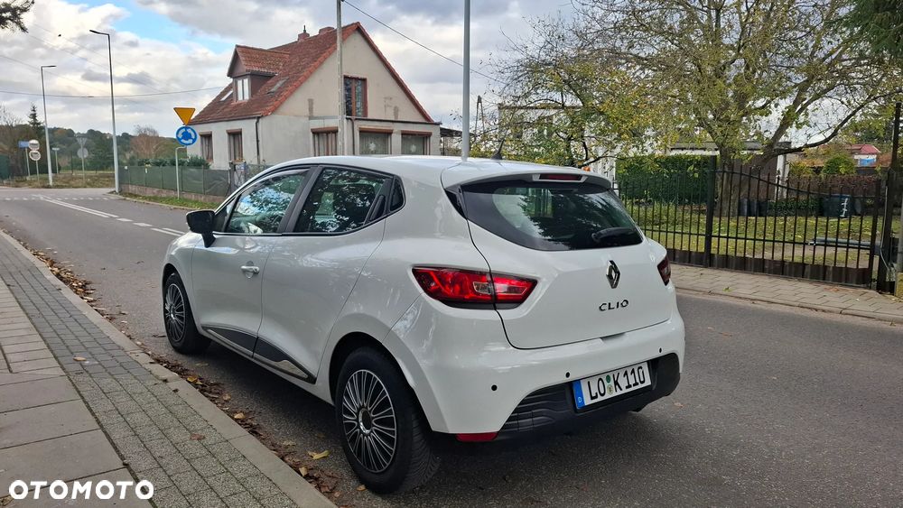 Renault Clio 1.2 16V 75 Life - 2