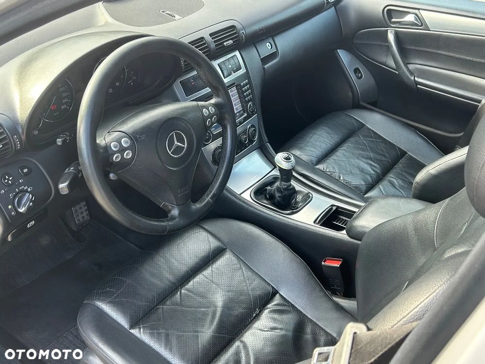 Mercedes-Benz Klasa C 200 T CDI Avantgarde - 12