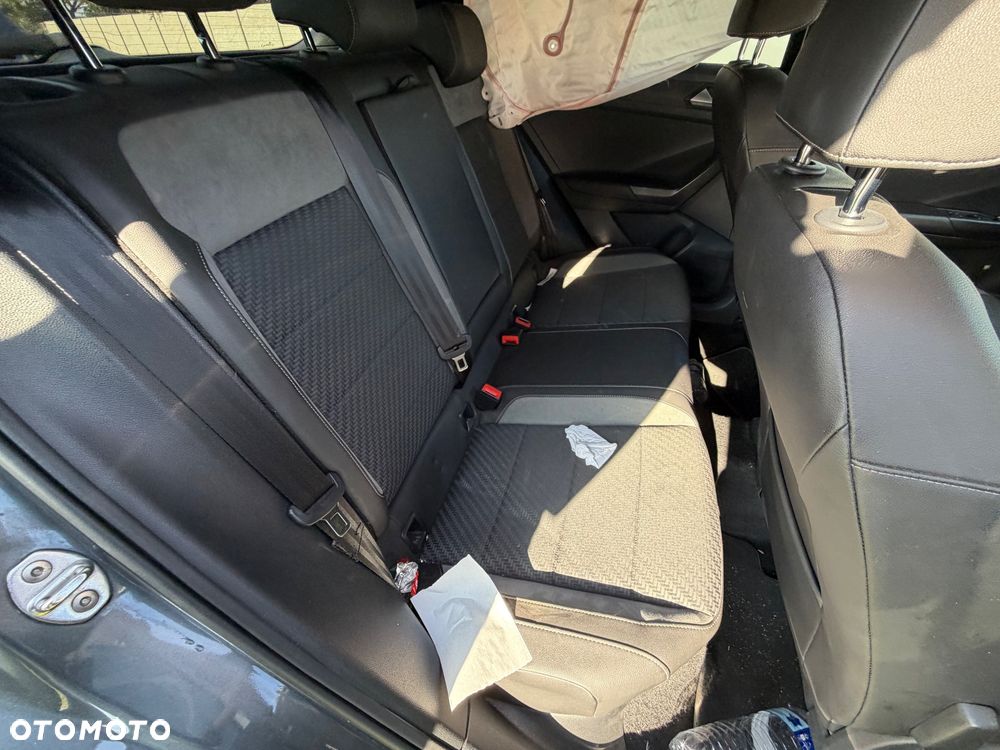 Volkswagen T-Roc 2.0 TDI SCR DSG R-Line - 10