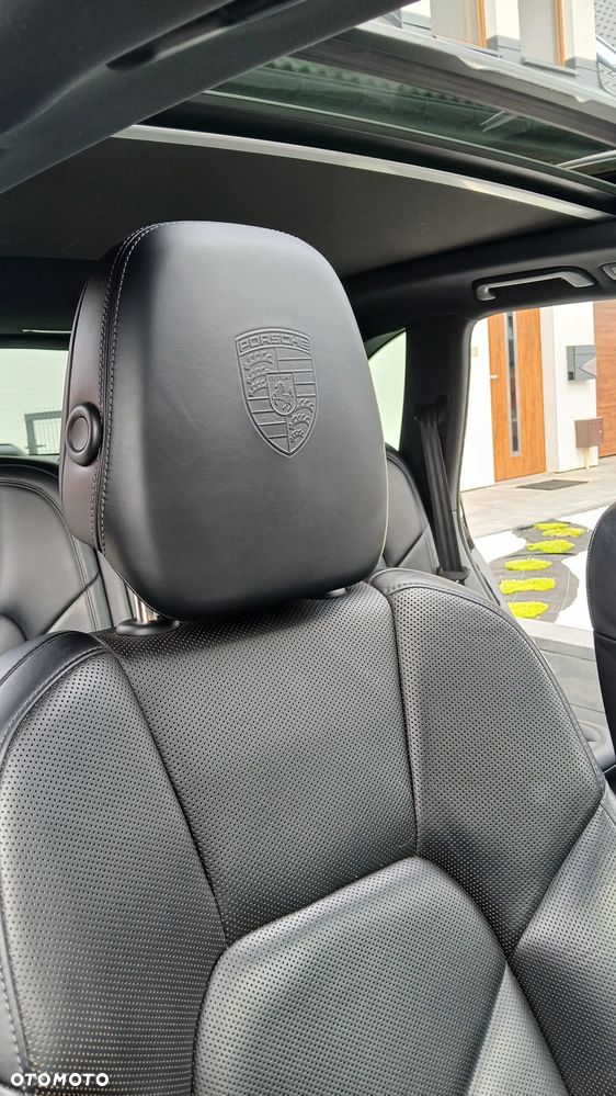Porsche Cayenne S E-Hybrid Platinum Edition - 15