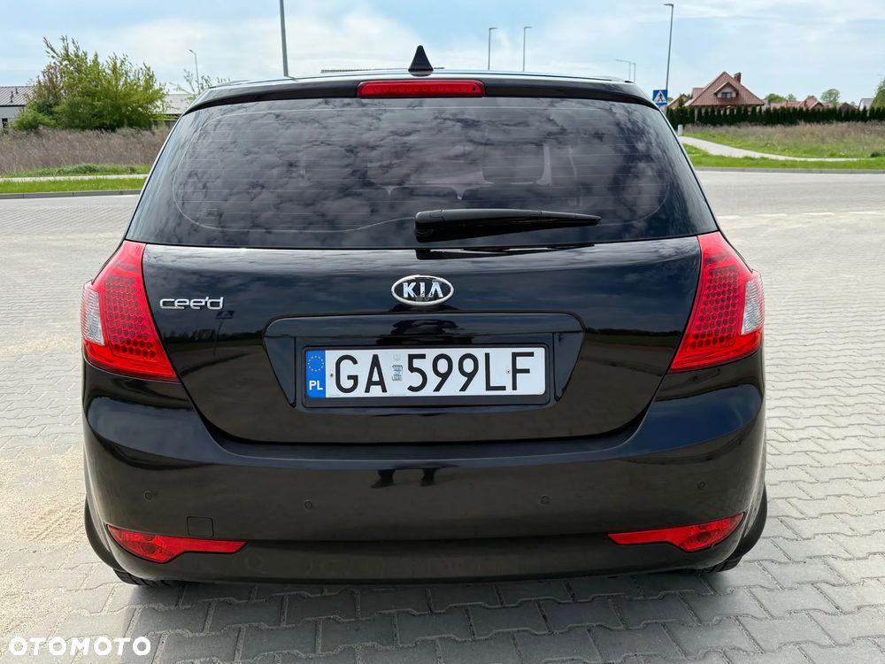 Kia Ceed 1.4 CVVT ISG Vision - 12
