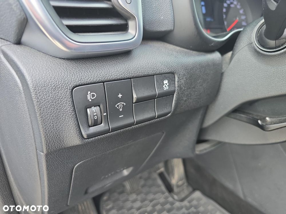 Kia Sportage 1.6 GDI S 2WD - 21