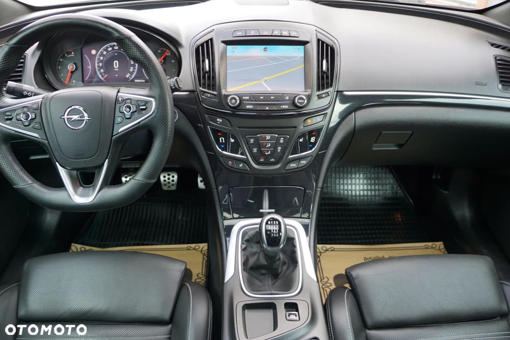Opel Insignia CT 2.0 CDTI 4x4 S&S - 11