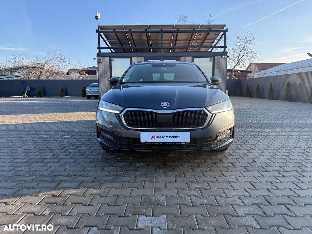 Skoda Octavia 2.0 TDI DSG Ambition - 3