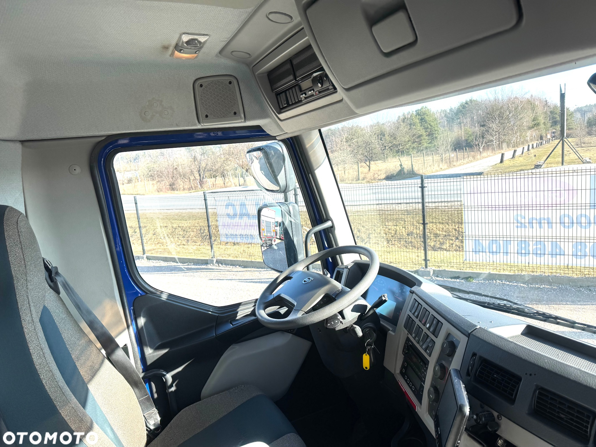 Volvo FE 320 / MULTITEMPERATURA / CHŁODNIA  / WINDA - 23