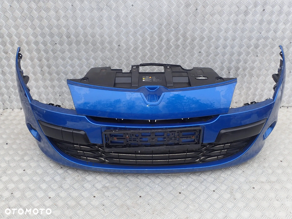 ZDERZAK PRZÓD RENAULT MEGANE III