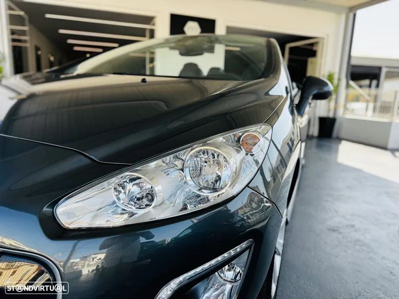 Peugeot 308 CC 1.6 e-HDi Allure - 18