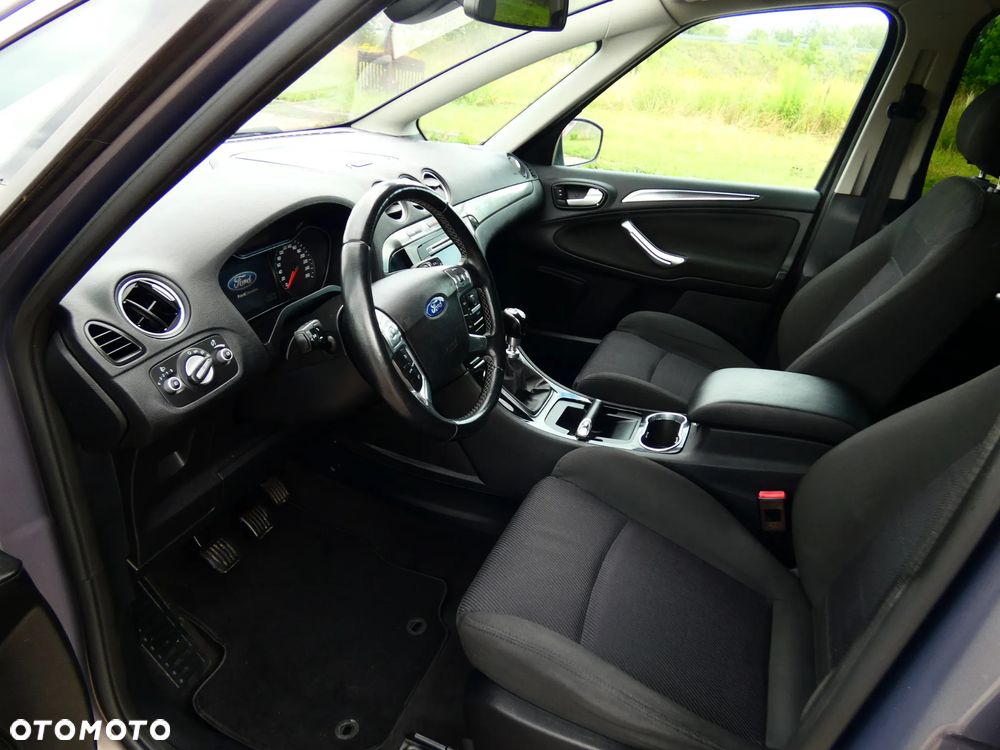 Ford S-Max 2.0 TDCi DPF Titanium - 12