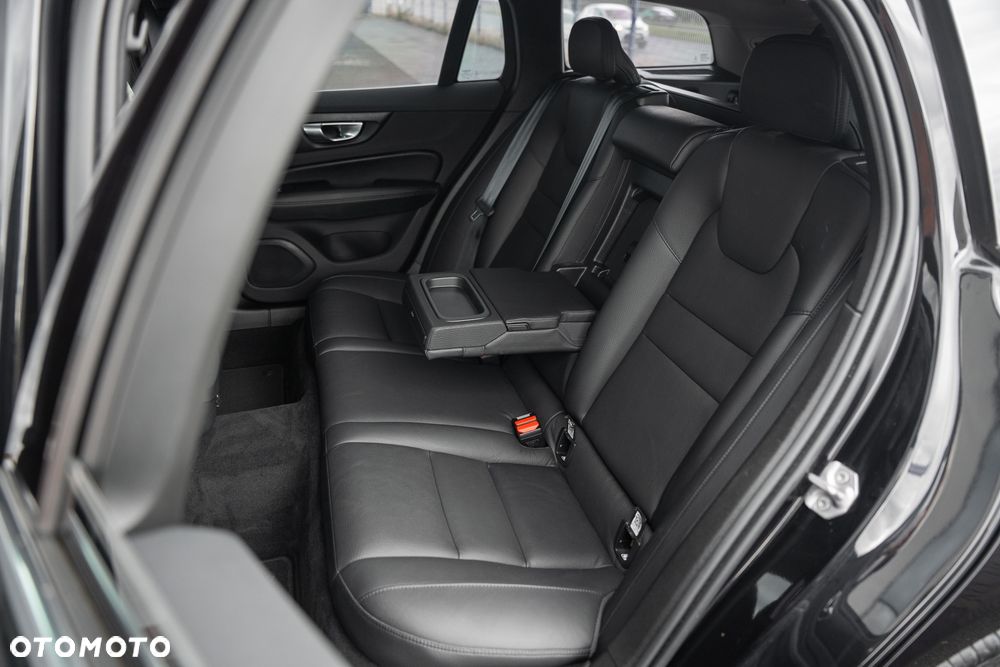Volvo V60 B3 B Geartronic Inscription - 35