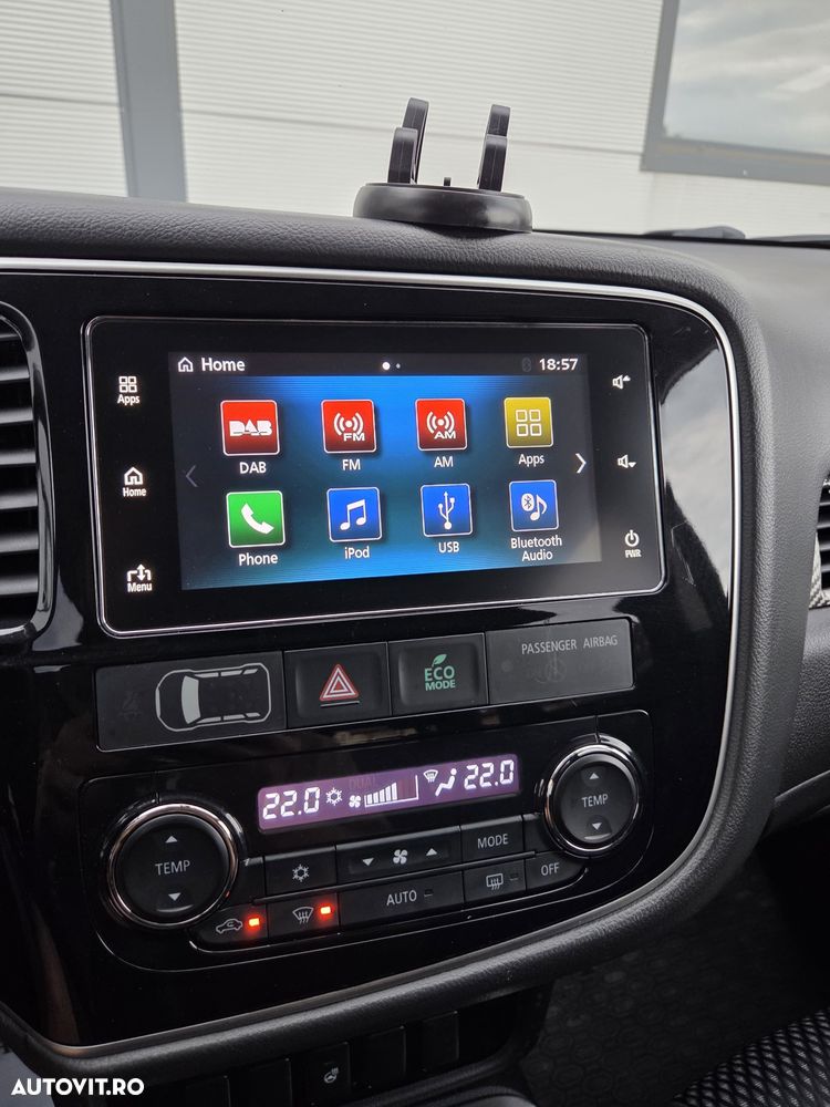 Mitsubishi Outlander 2.2 DI-D 4WD Automatik Edition 100+ - 13
