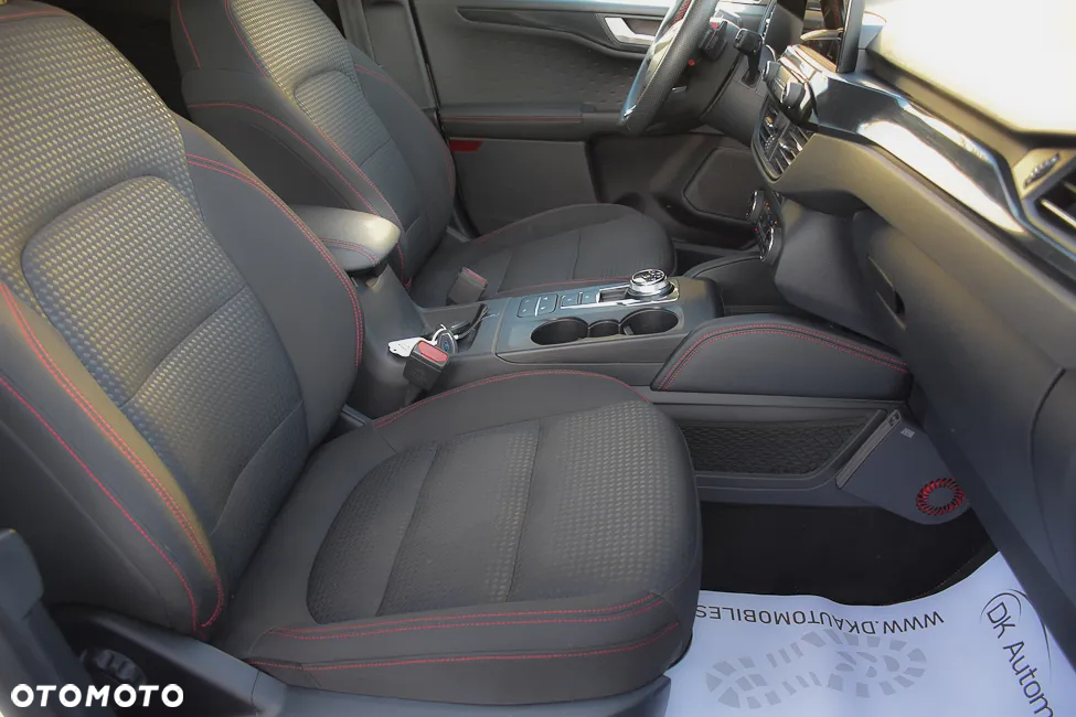 Ford Kuga 2.0 EcoBlue 4x4 ST-LINE X - 25