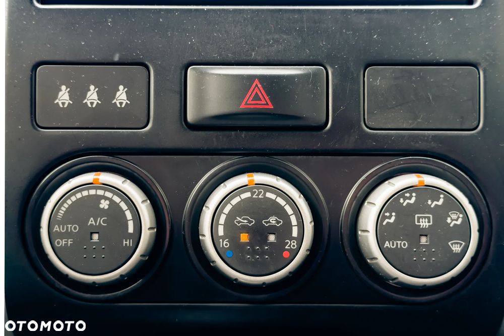 Nissan X-Trail 2.0 dCi SE - 16