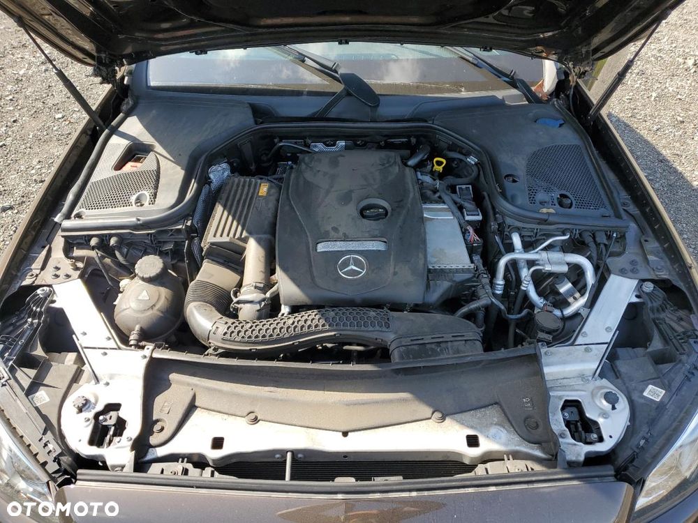 Mercedes-Benz Klasa E 300 9G-TRONIC Exclusive - 10