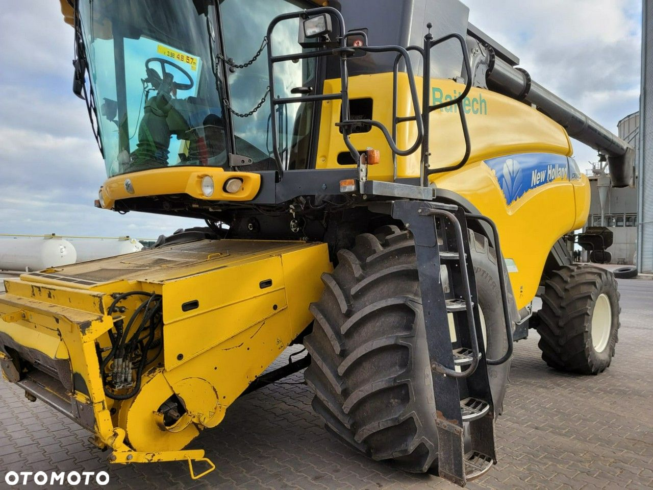 New Holland - 5