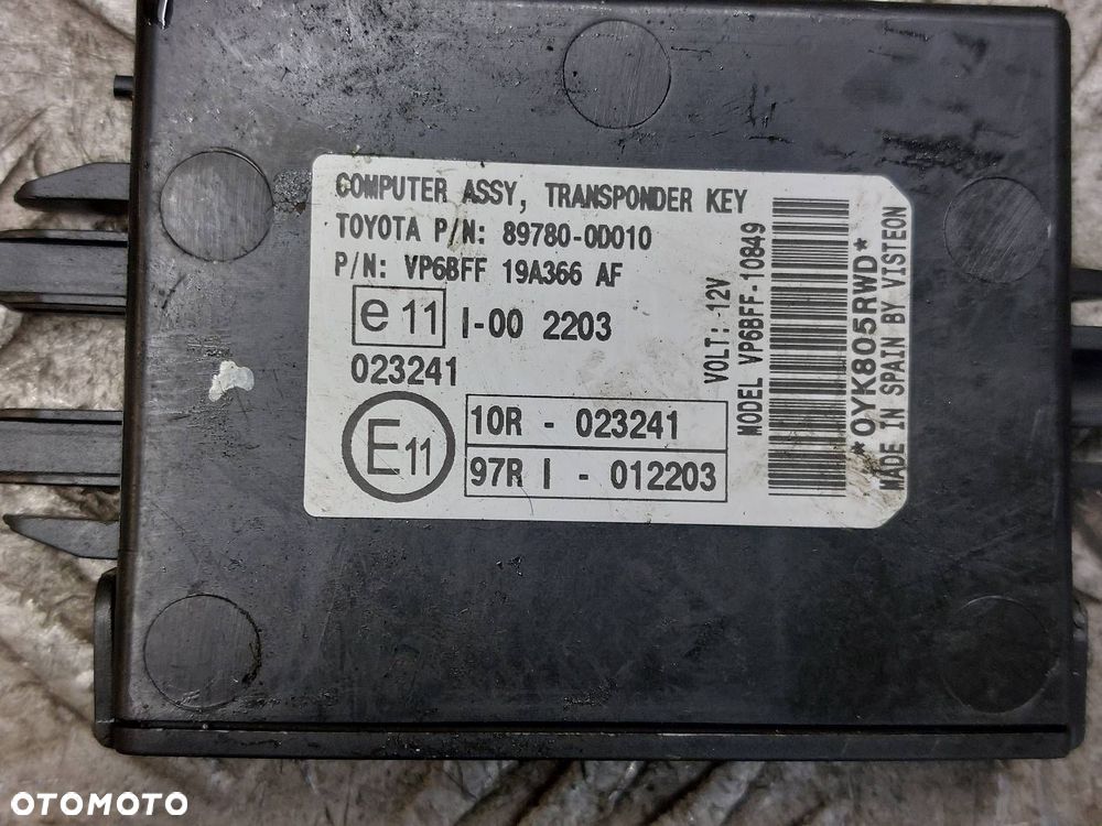 ZESTAW STARTOWY TOYOTA YARIS II 1.4 D4D 89661-0D452 0281012322 82730-52700 - 6