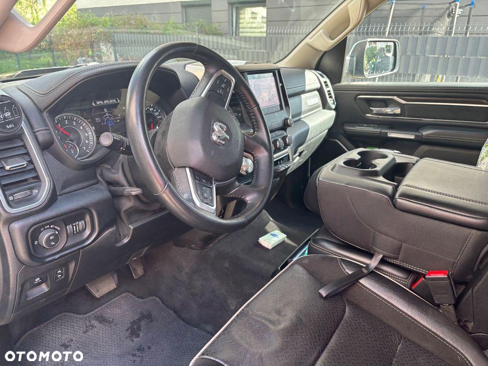 RAM 1500 5.7 eTorque Crew Cab Longbed Laramie Chrome - 11