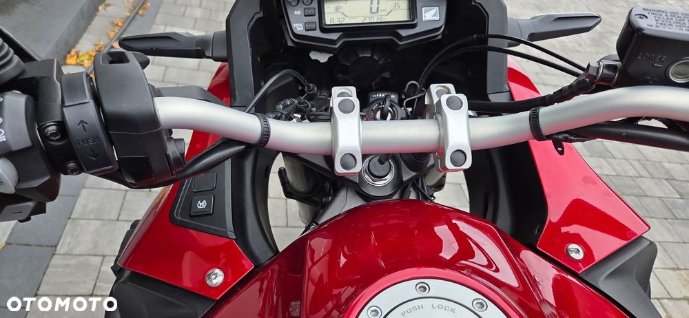 Honda VFR - 17