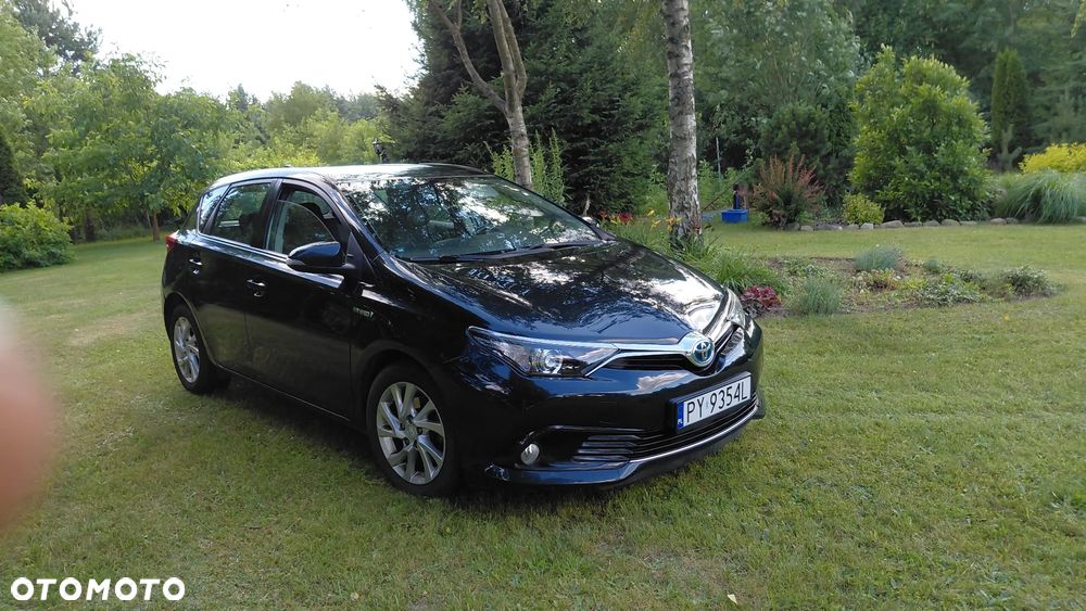 Toyota Auris 1.8 HSD Luna - 4