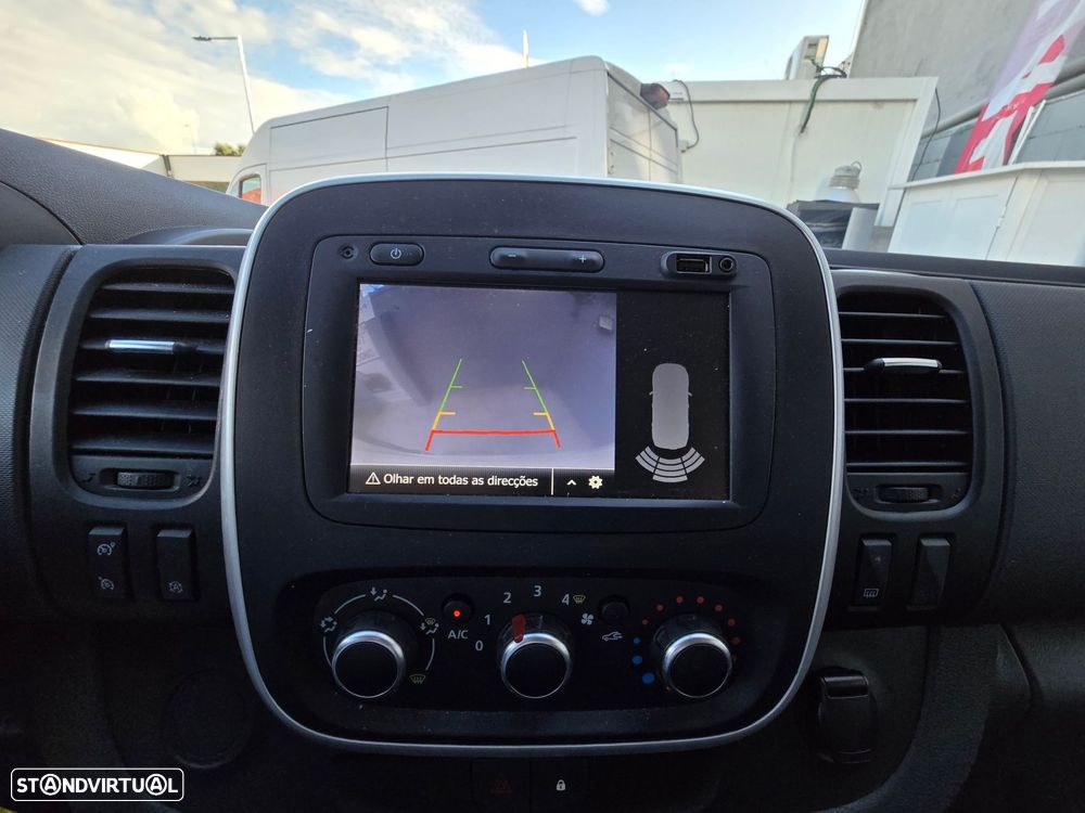 Renault Trafic 1.6 dCi L2H1 1.2T - 19