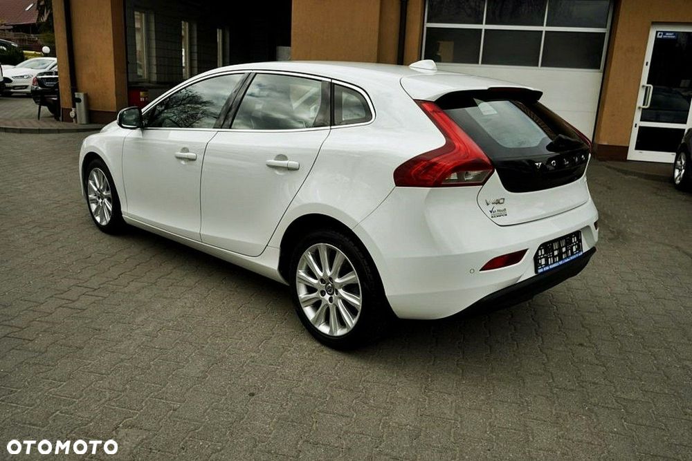 Volvo V40 - 4