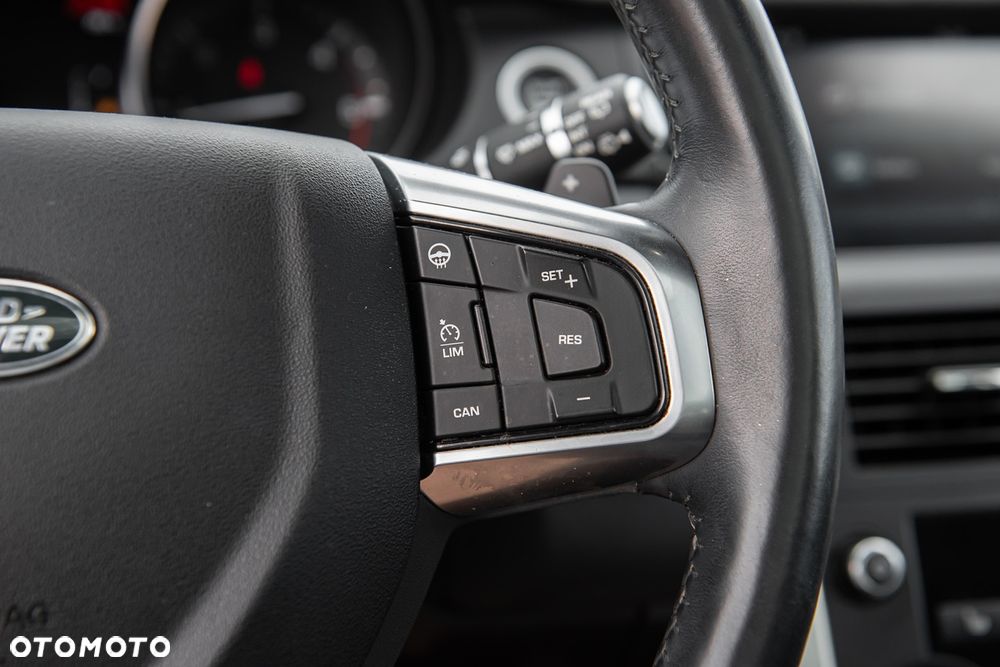 Land Rover Discovery Sport - 21