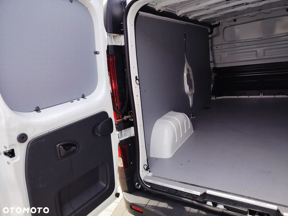 Opel VIVARO 2017 1,6 CDTI 125KM L2H1 LONG EURO 6 - 27