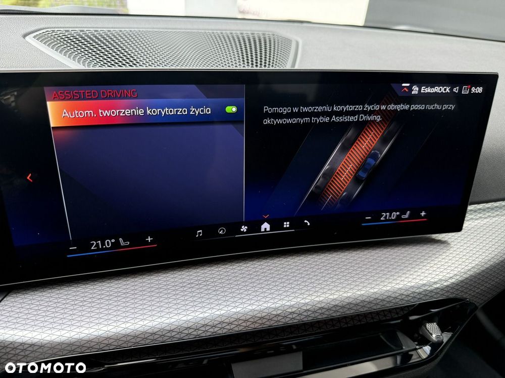 BMW Seria 3 320d xDrive mHEV M Sport sport - 32