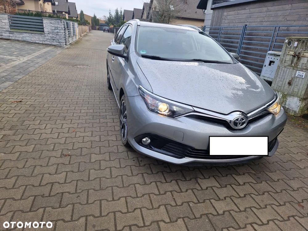 Toyota Auris 1.2 Turbo Design Edition - 3