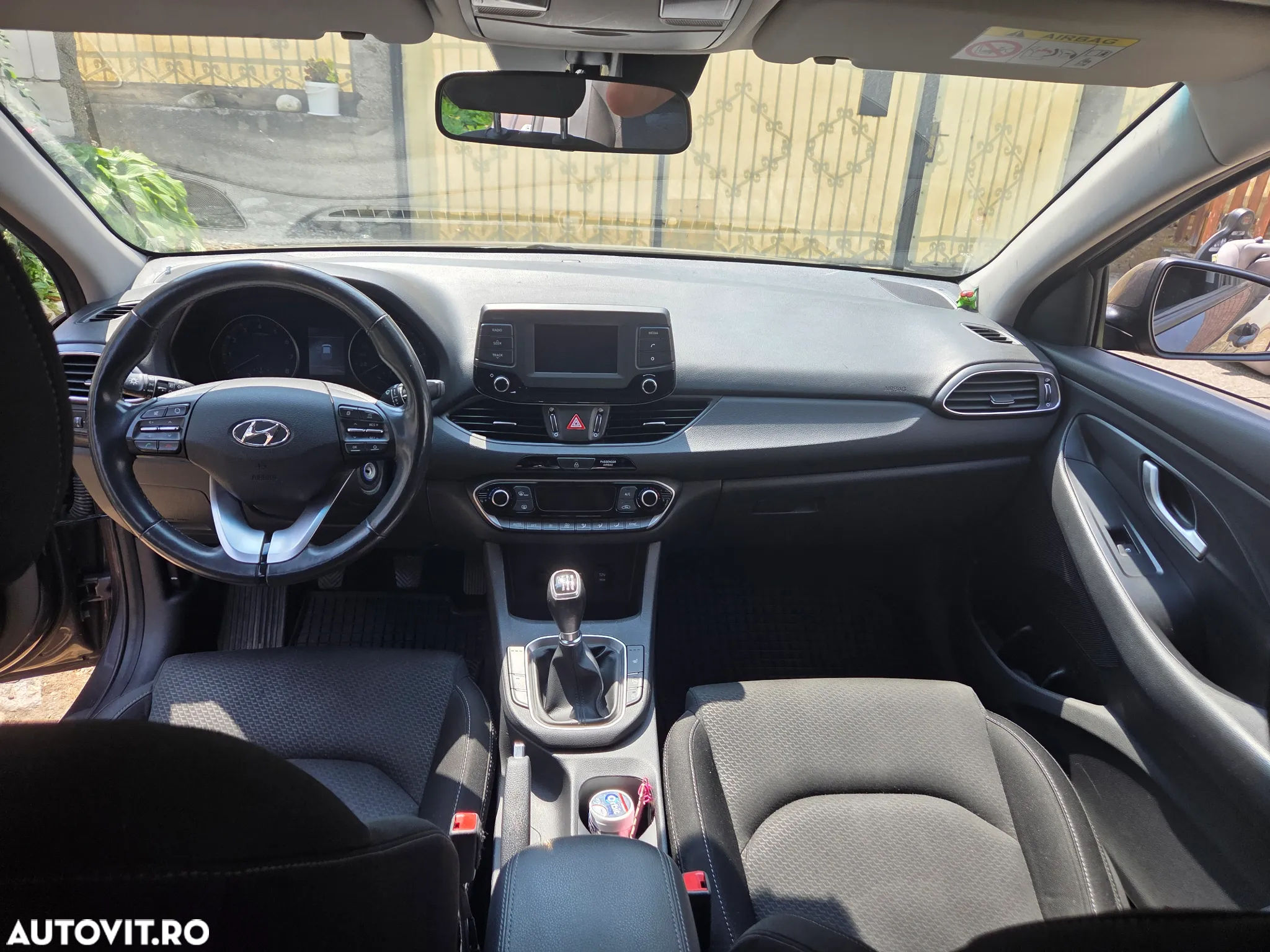 Hyundai i30 1.4 100CP 5DR M/T Highway - 15