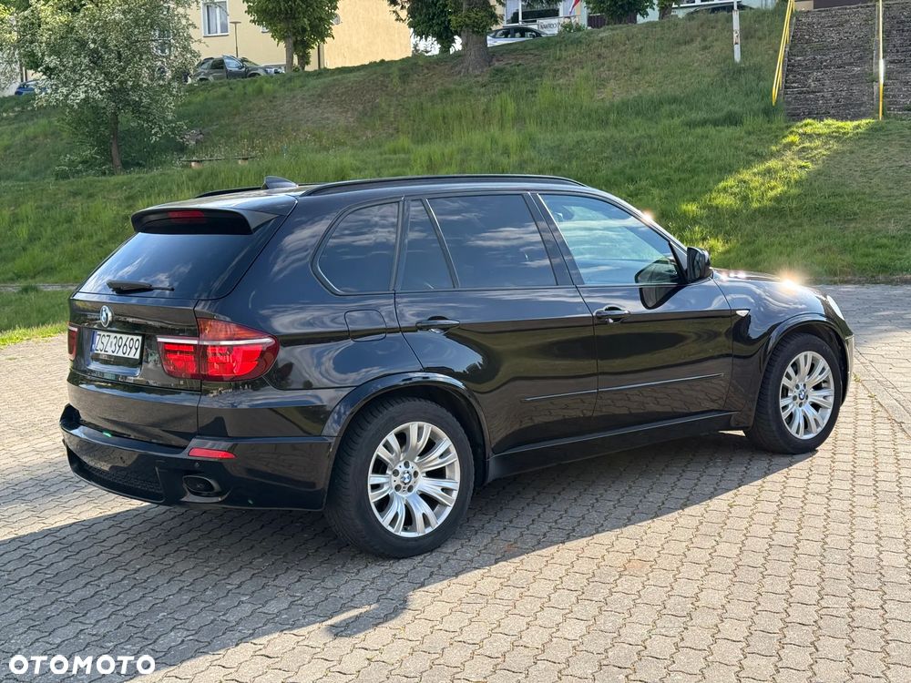 BMW X5 xDrive50i - 10