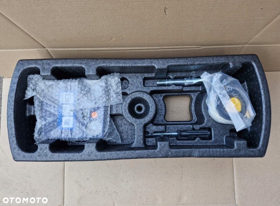 Wkład koła zapasowego zestaw naprawczy styropian Opel Meriva B II LIFT - 1