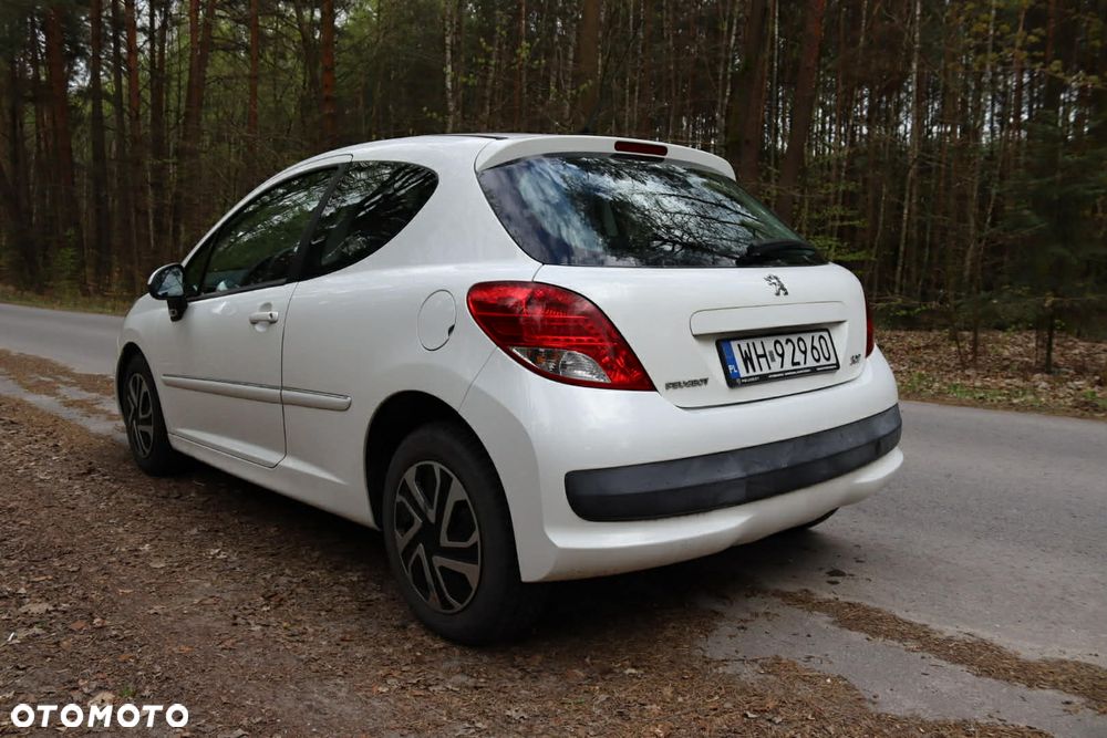 Peugeot 207 1.4 HDi Trendy - 16