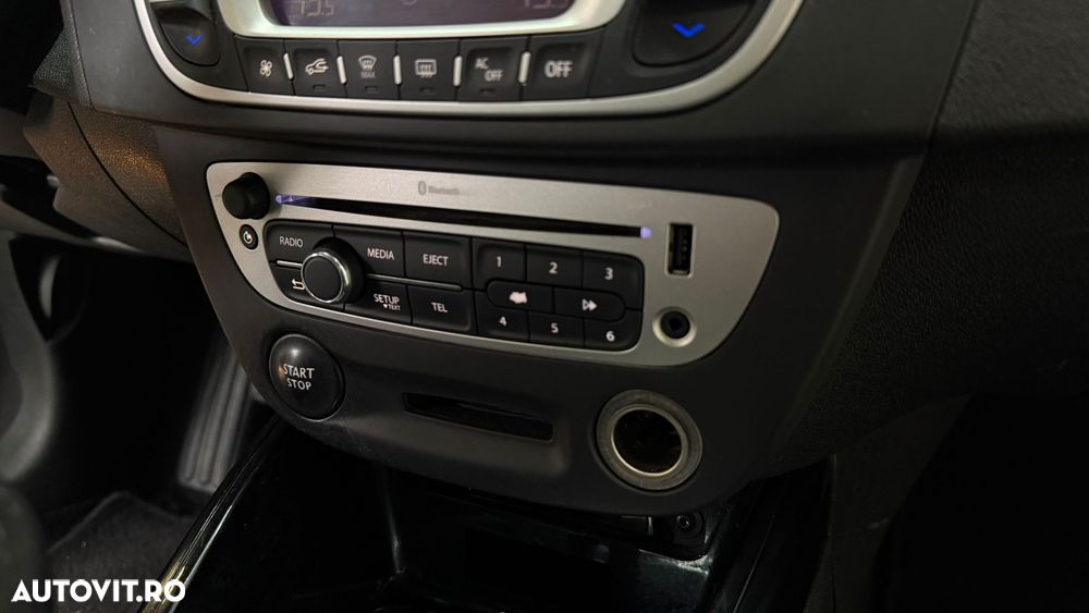 Renault Megane ENERGY dCi 110 Start & Stop Bose Edition - 21