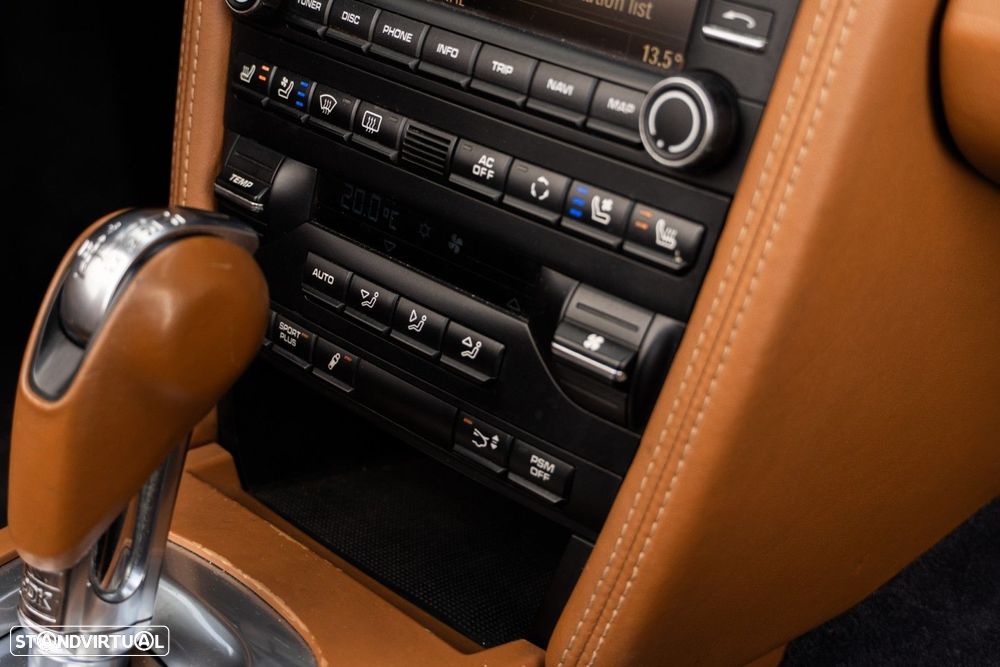 Porsche 911 (997) Turbo Cabriolet PDK - 37