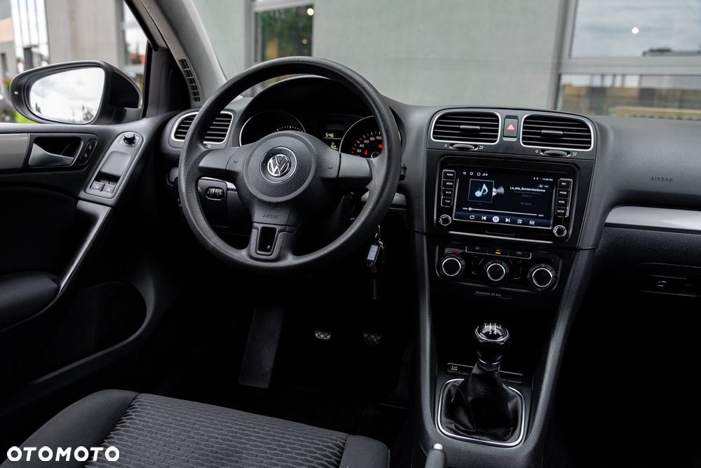 Volkswagen Golf 1.6 United - 23