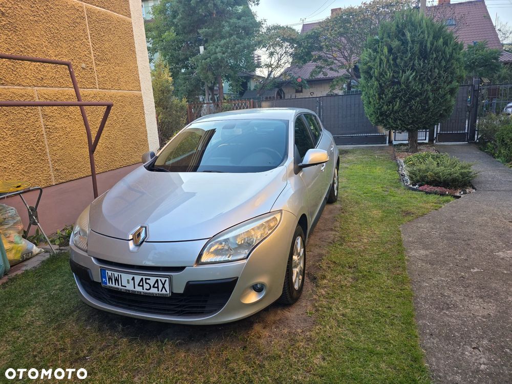 Renault Megane 1.6 16V 110 TomTom Edition - 1