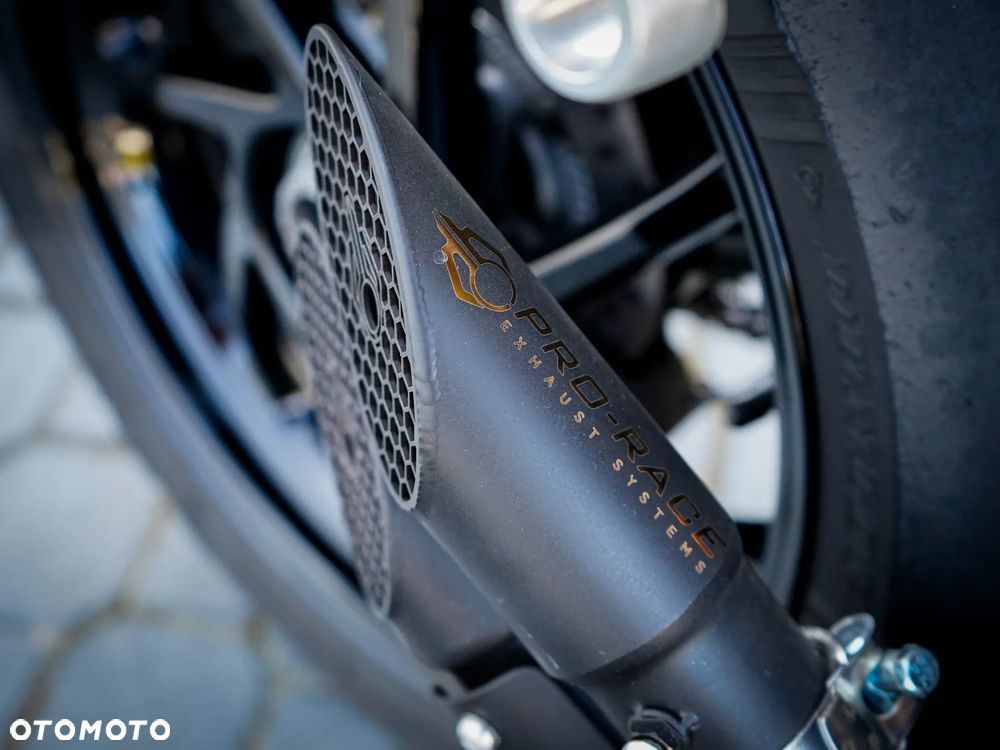 Triumph Speed Triple - 19