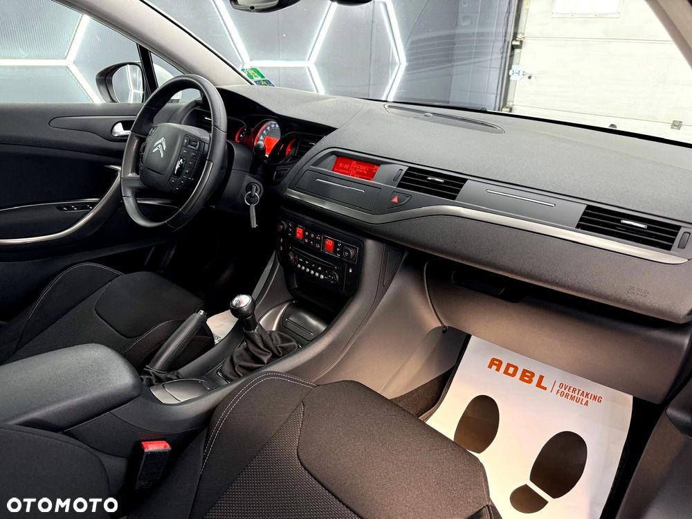 Citroën C5 HDi 115 FAP Business Class - 28