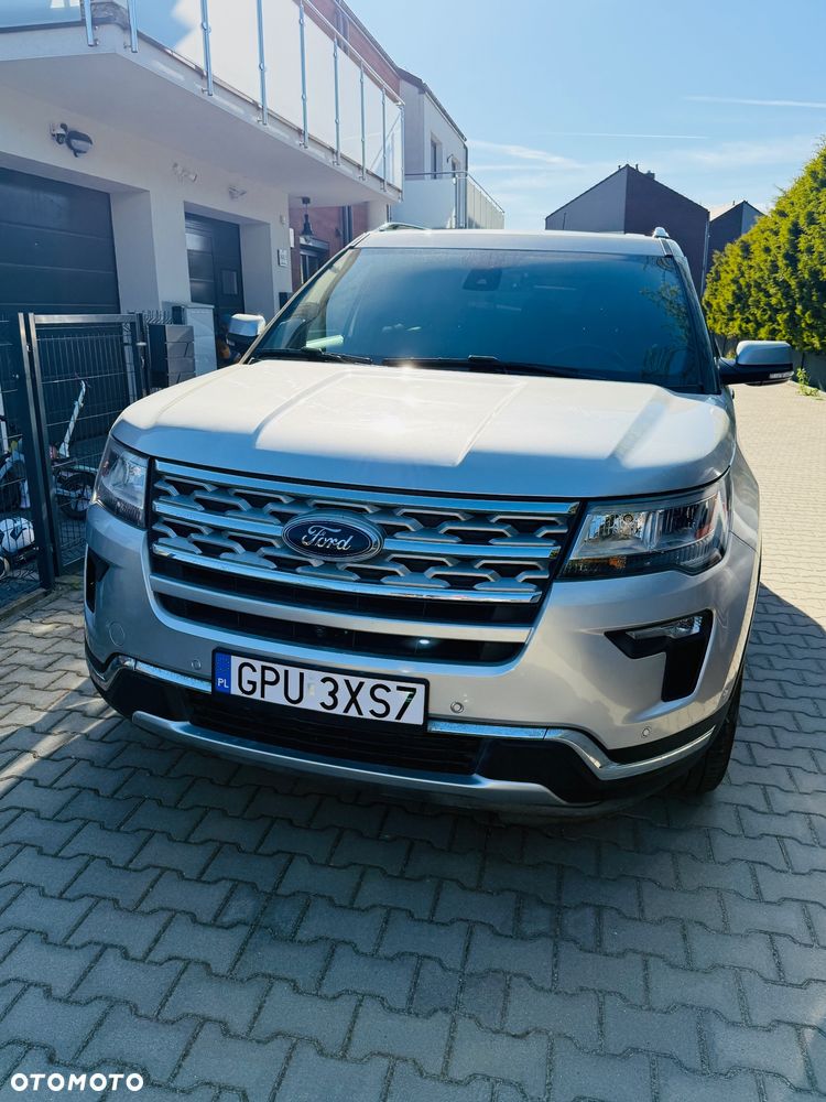 Ford Explorer - 1