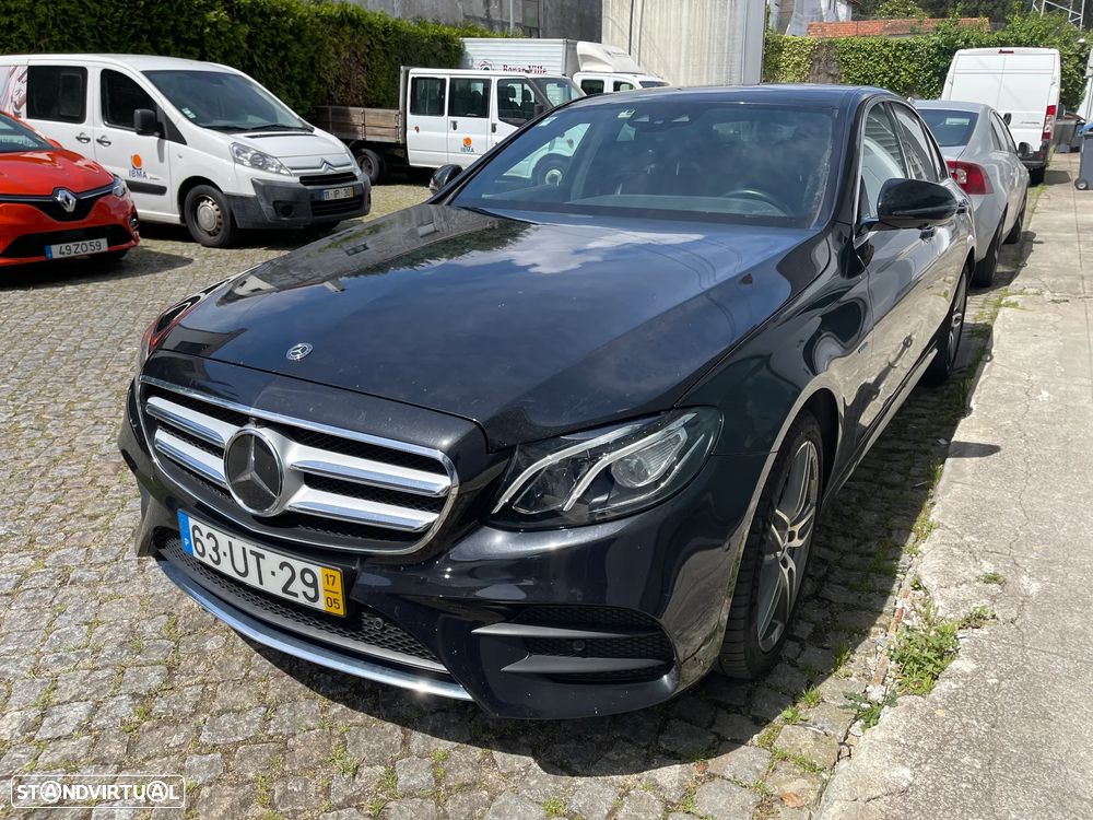 Mercedes-Benz E 350 e AMG - 4