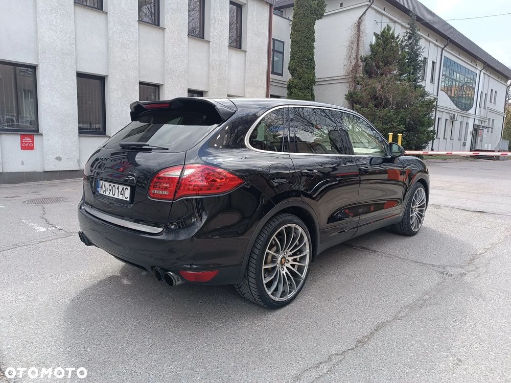 Porsche Cayenne - 13