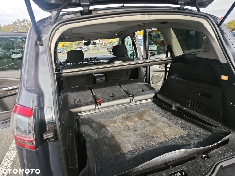Ford S-Max - 25