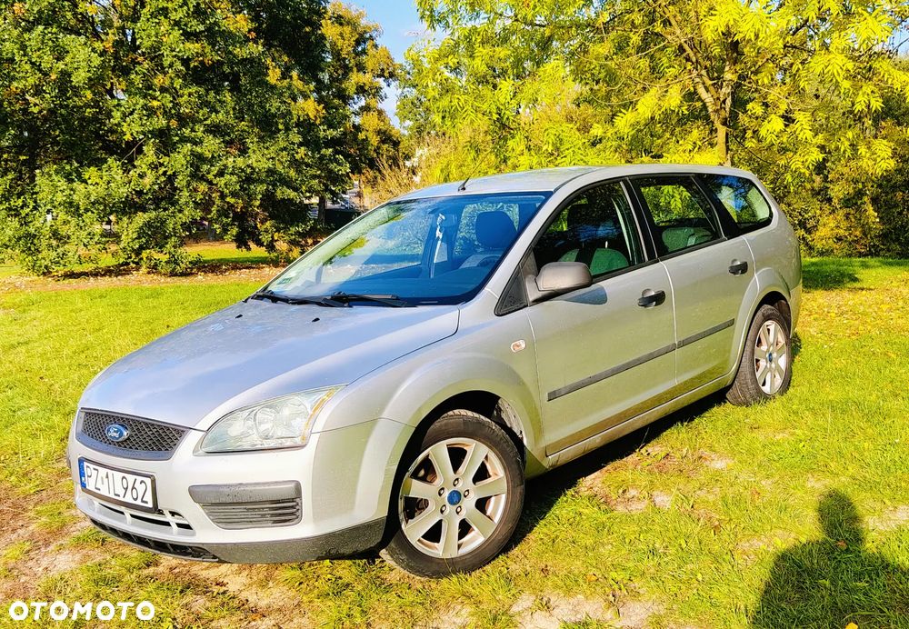 Ford Focus 2005 photo 2