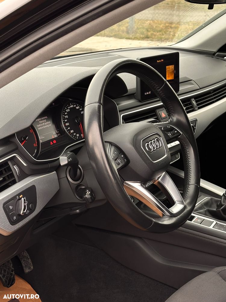 Audi A4 2.0 TDI ultra DPF Attraction - 5