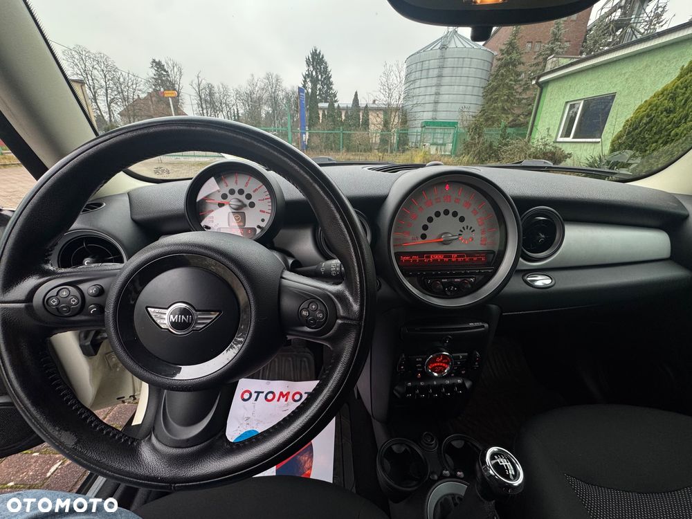MINI Cooper Green Park - 10