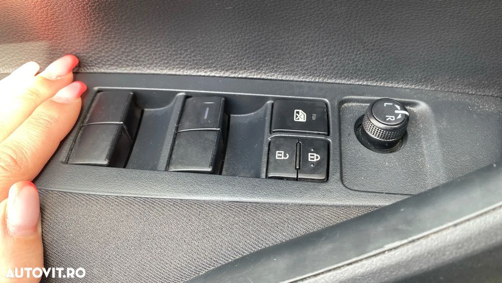 Toyota Corolla 1.8 HSD Eco - 10