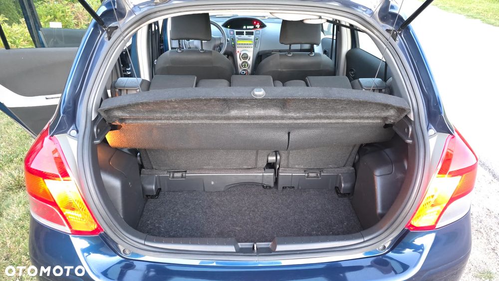 Toyota Yaris - 9