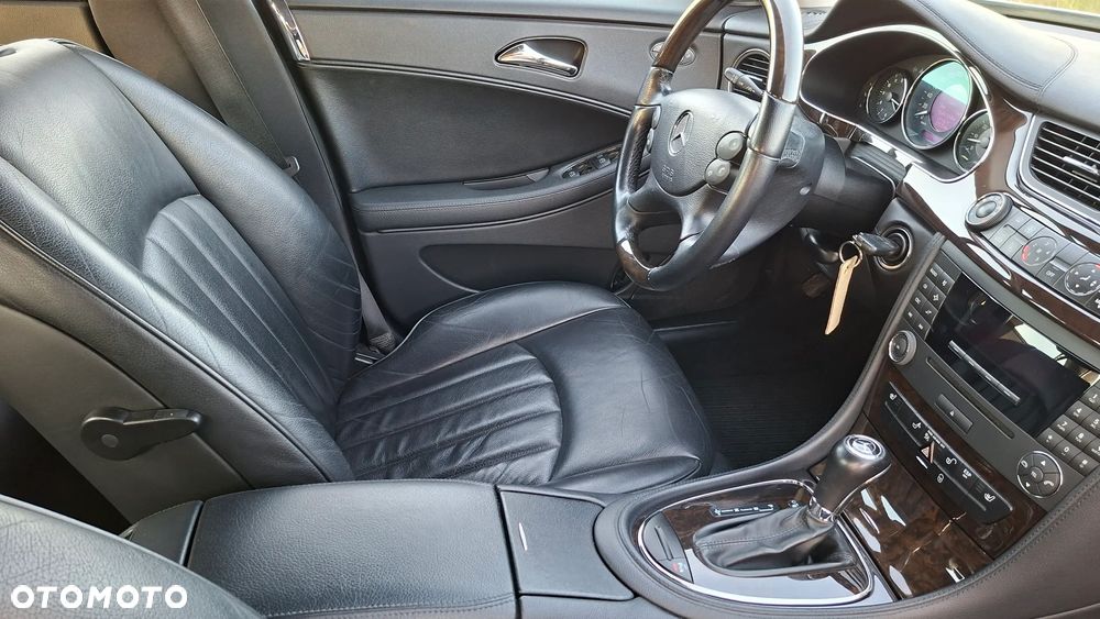 Mercedes-Benz CLS 350 - 21